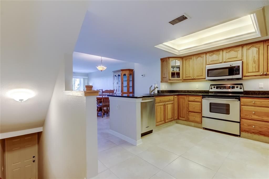 На продажу: $445,000 (3 спален, 3 ванн, 1749 Квадратных фут)