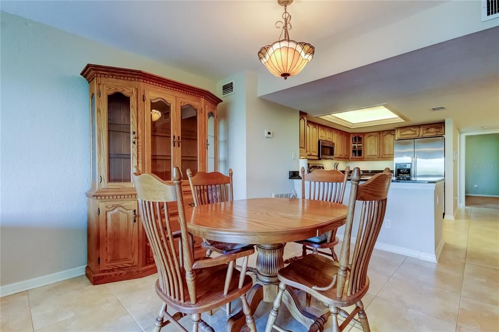 На продажу: $445,000 (3 спален, 3 ванн, 1749 Квадратных фут)