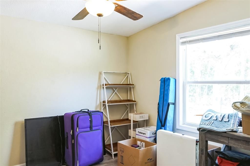 Activo con contrato: $250,000 (3 camas, 2 baños, 1242 Pies cuadrados)