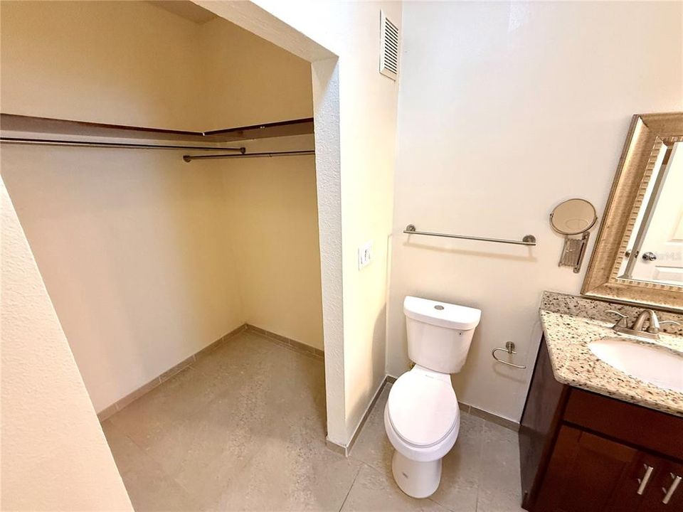 En Renta: $1,750 (2 camas, 2 baños, 1140 Pies cuadrados)