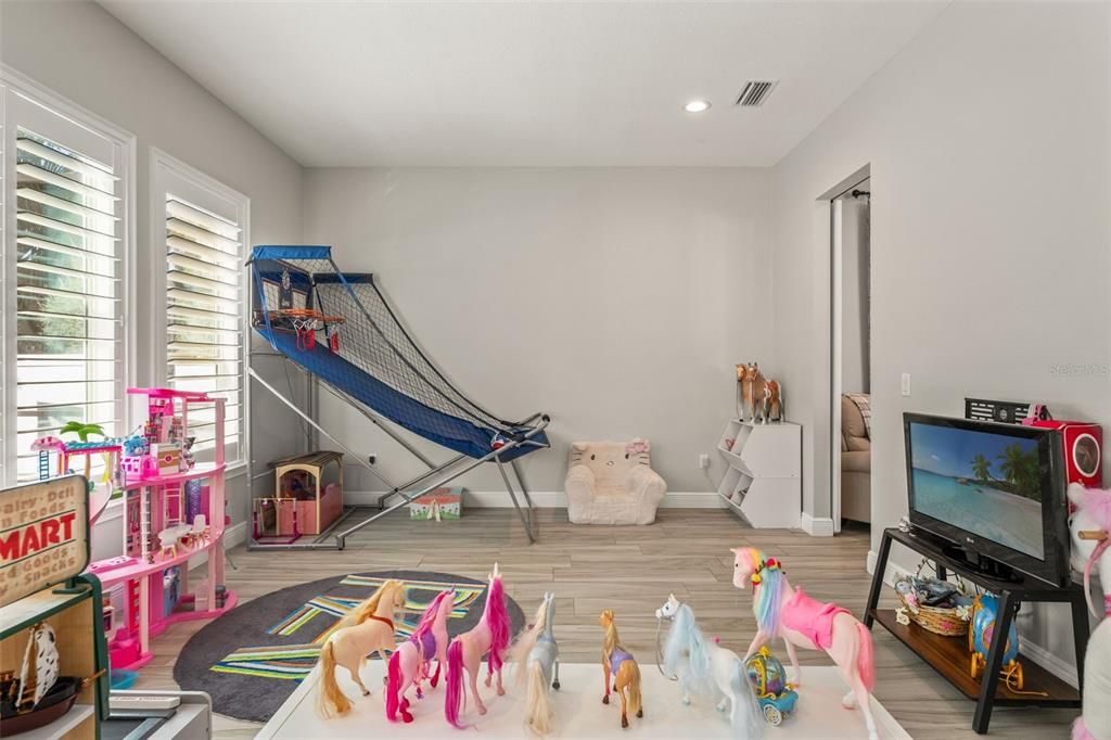 Activo con contrato: $1,500,000 (4 camas, 3 baños, 3546 Pies cuadrados)