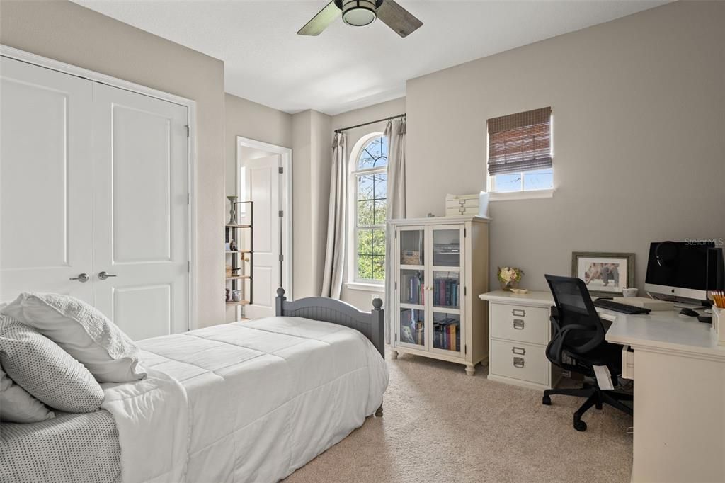 Activo con contrato: $1,500,000 (4 camas, 3 baños, 3546 Pies cuadrados)