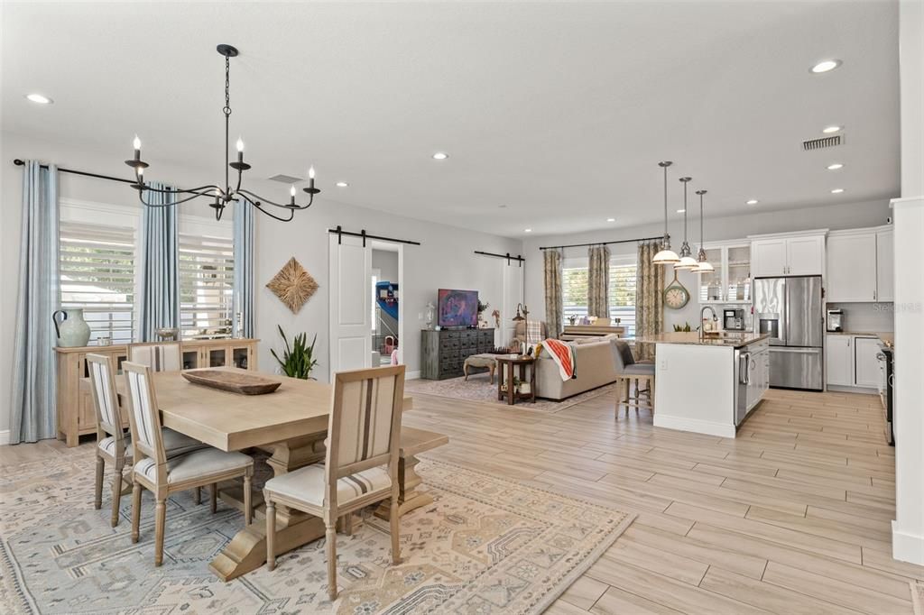 Activo con contrato: $1,500,000 (4 camas, 3 baños, 3546 Pies cuadrados)