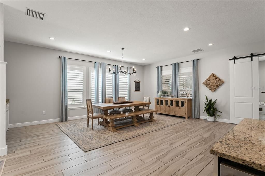 Activo con contrato: $1,500,000 (4 camas, 3 baños, 3546 Pies cuadrados)