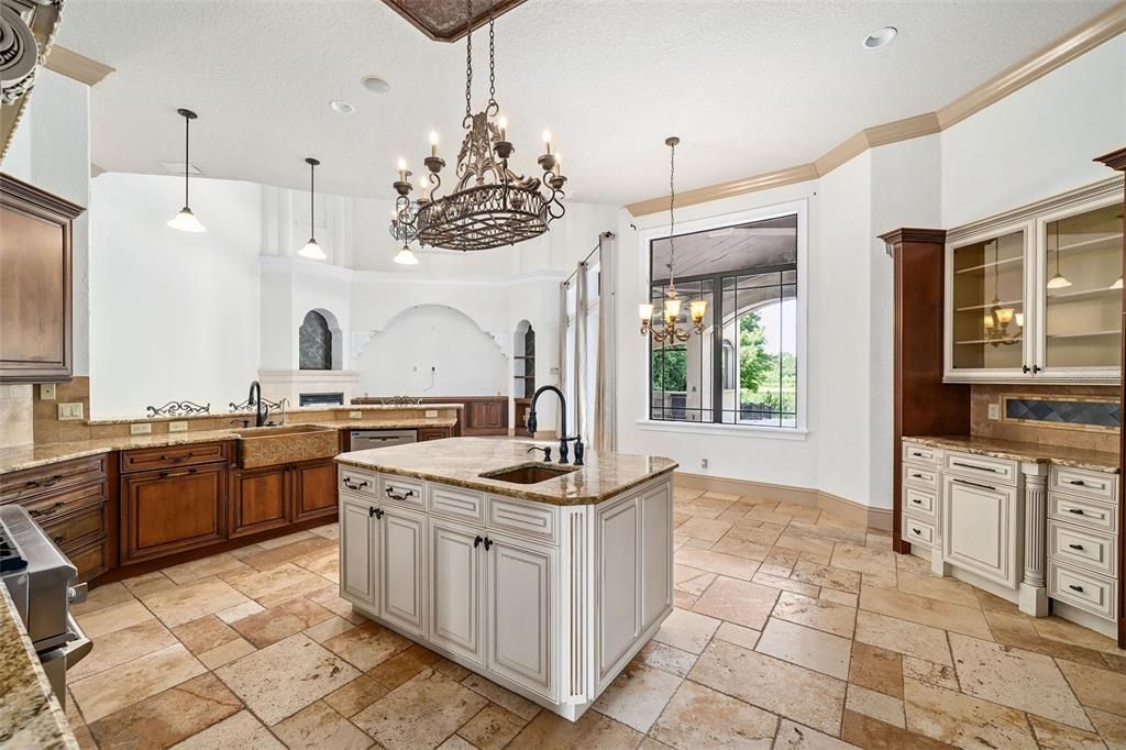 En Venta: $2,650,000 (5 camas, 6 baños, 6248 Pies cuadrados)