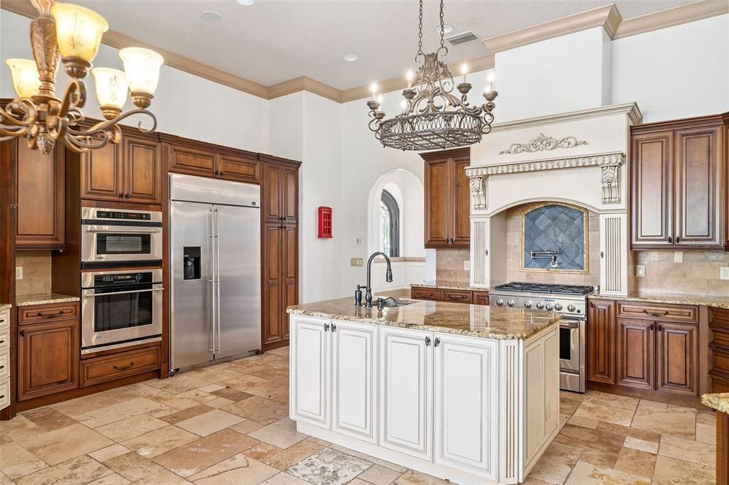 En Venta: $2,650,000 (5 camas, 6 baños, 6248 Pies cuadrados)