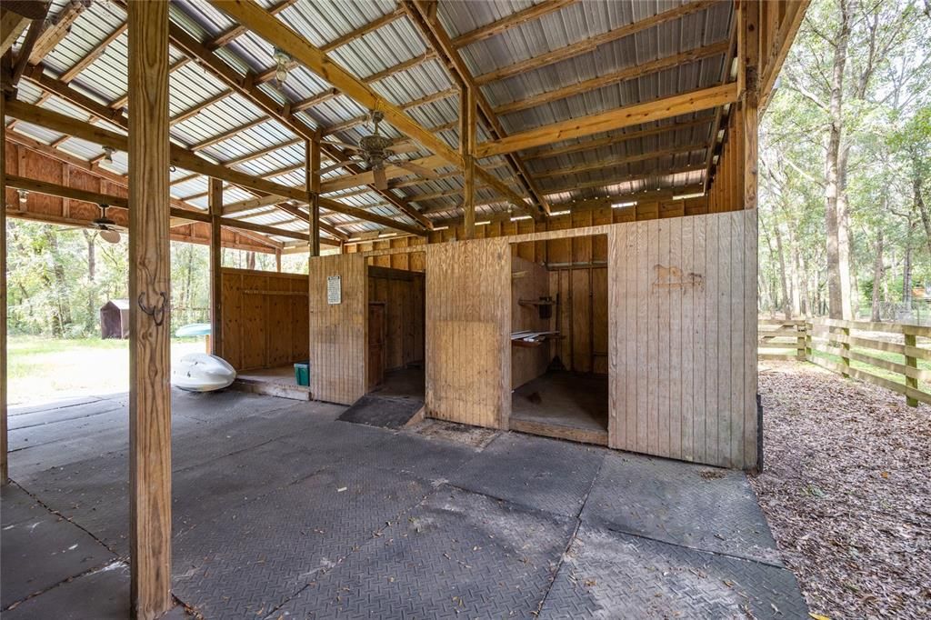 Active With Contract: $600,000 (3 beds, 2 baths, 1880 Square Feet)