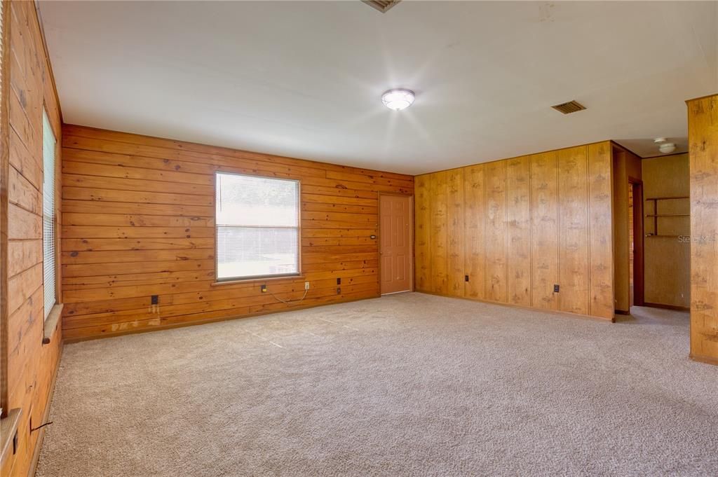 出租: $1,495 (2 贝兹, 1 浴室, 952 平方英尺)