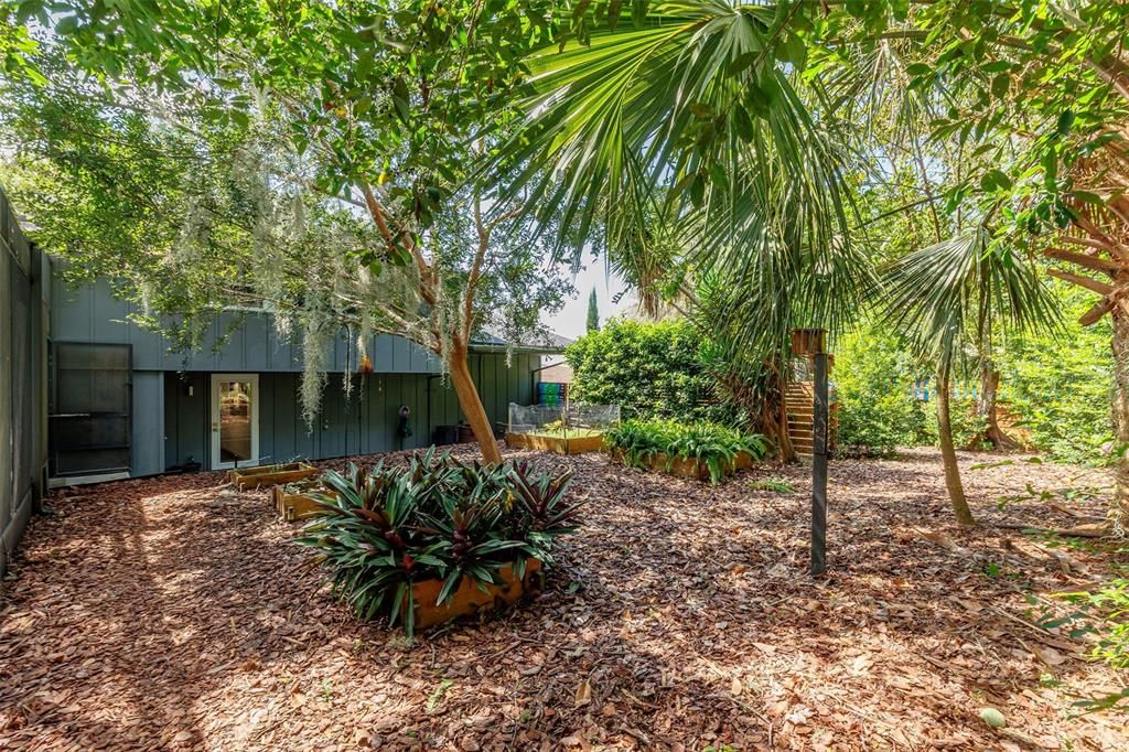 For Sale: $624,900 (4 beds, 2 baths, 3293 Square Feet)