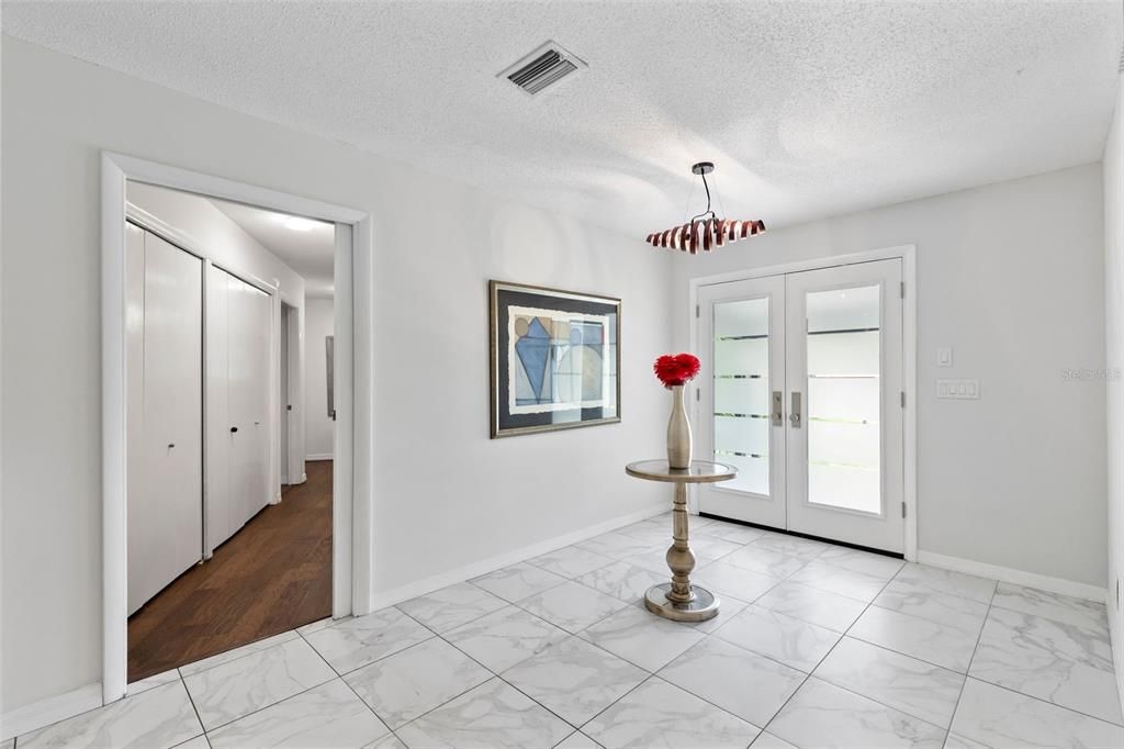 For Sale: $624,900 (4 beds, 2 baths, 3293 Square Feet)