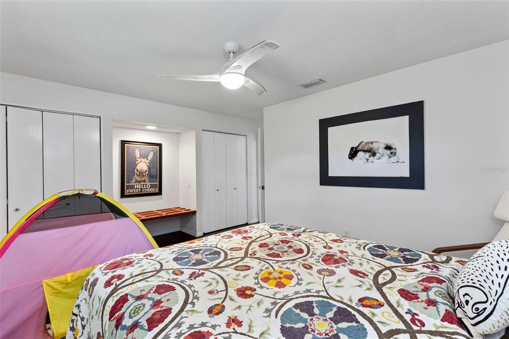 For Sale: $624,900 (4 beds, 2 baths, 3293 Square Feet)