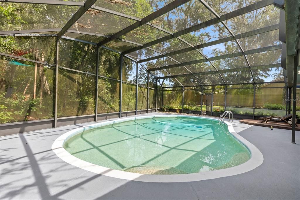 For Sale: $624,900 (4 beds, 2 baths, 3293 Square Feet)