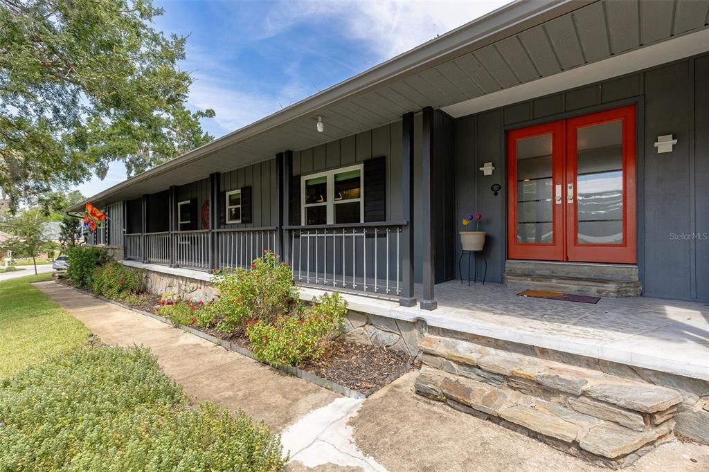 For Sale: $624,900 (4 beds, 2 baths, 3293 Square Feet)