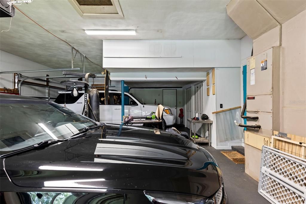 For Sale: $624,900 (4 beds, 2 baths, 3293 Square Feet)