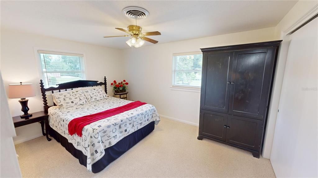 For Sale: $549,000 (4 beds, 2 baths, 3224 Square Feet)