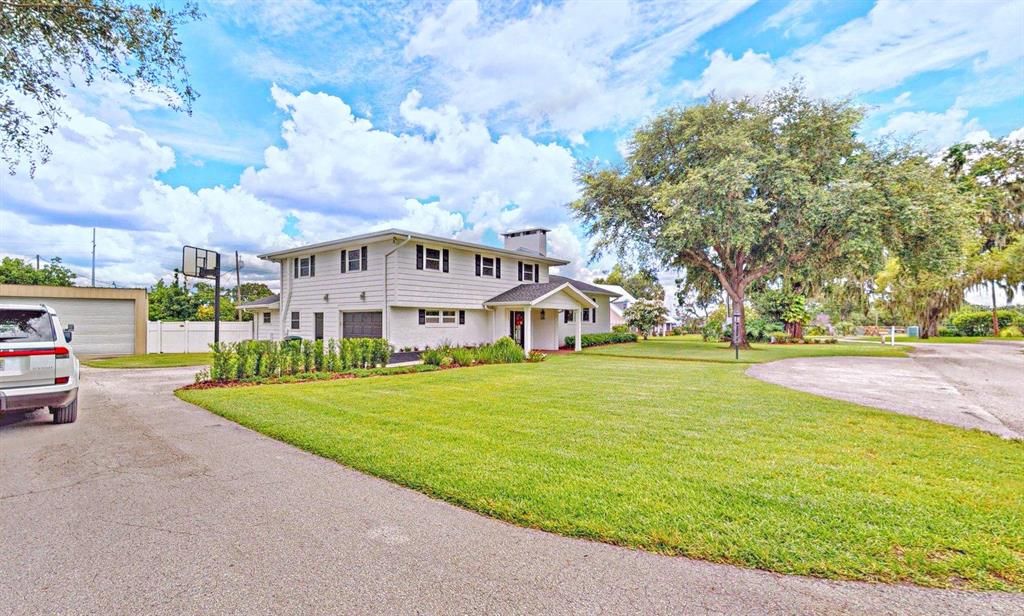 For Sale: $549,000 (4 beds, 2 baths, 3224 Square Feet)