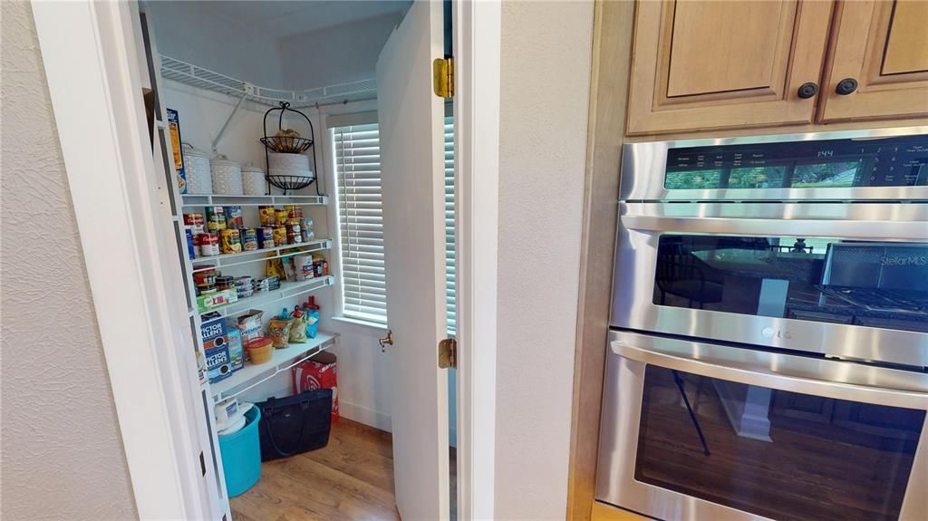 For Sale: $549,000 (4 beds, 2 baths, 3224 Square Feet)