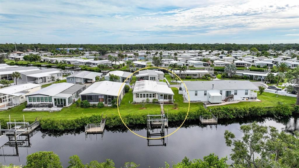 合同活跃: $189,000 (2 贝兹, 2 浴室, 1392 平方英尺)