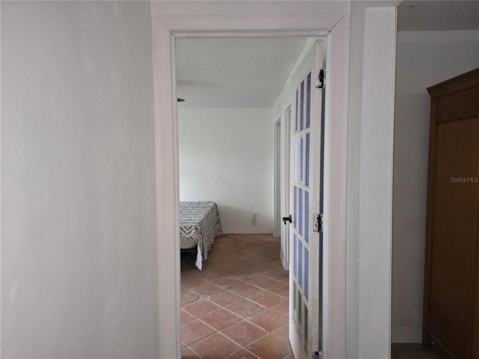 待售: $239,000 (2 贝兹, 2 浴室, 1006 平方英尺)