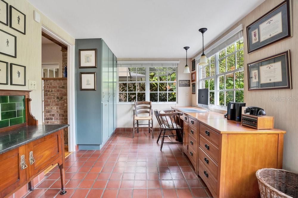 待售: $750,000 (3 贝兹, 3 浴室, 2913 平方英尺)