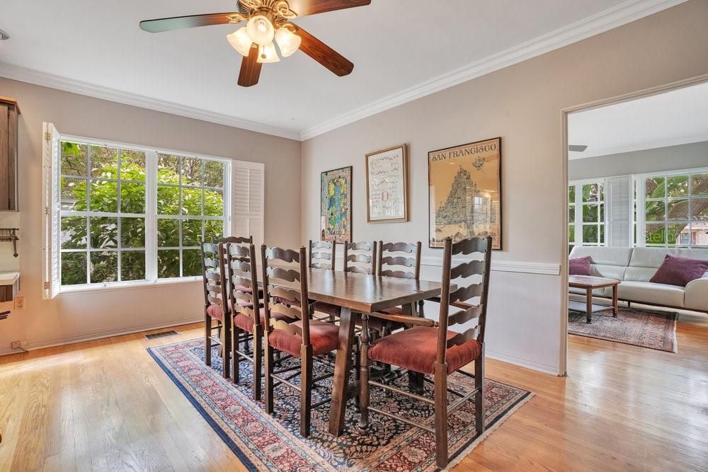 待售: $750,000 (3 贝兹, 3 浴室, 2913 平方英尺)