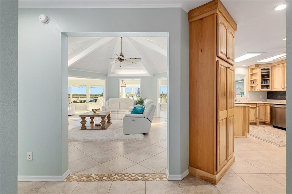 待售: $1,495,000 (4 贝兹, 2 浴室, 3139 平方英尺)