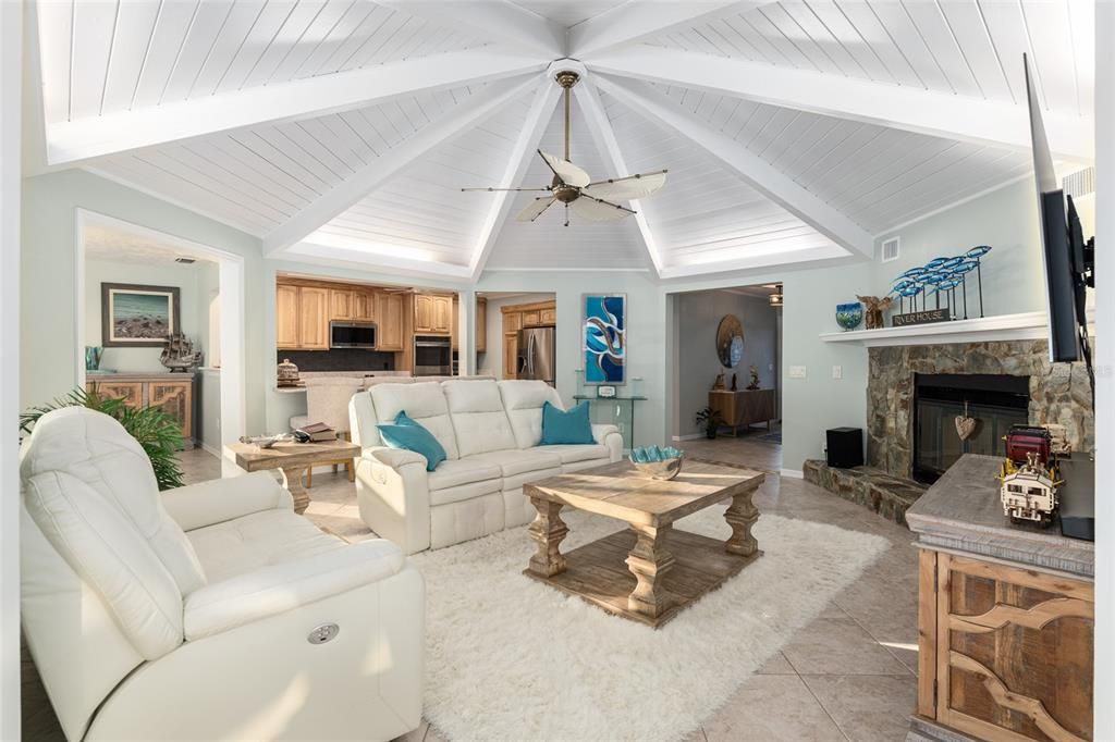 待售: $1,495,000 (4 贝兹, 2 浴室, 3139 平方英尺)