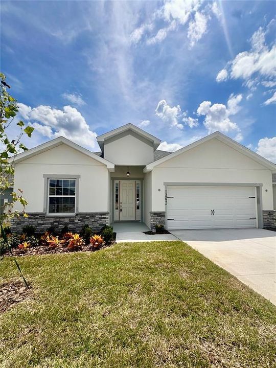 Recently Sold: $389,325 (4 beds, 2 baths, 2029 Square Feet)