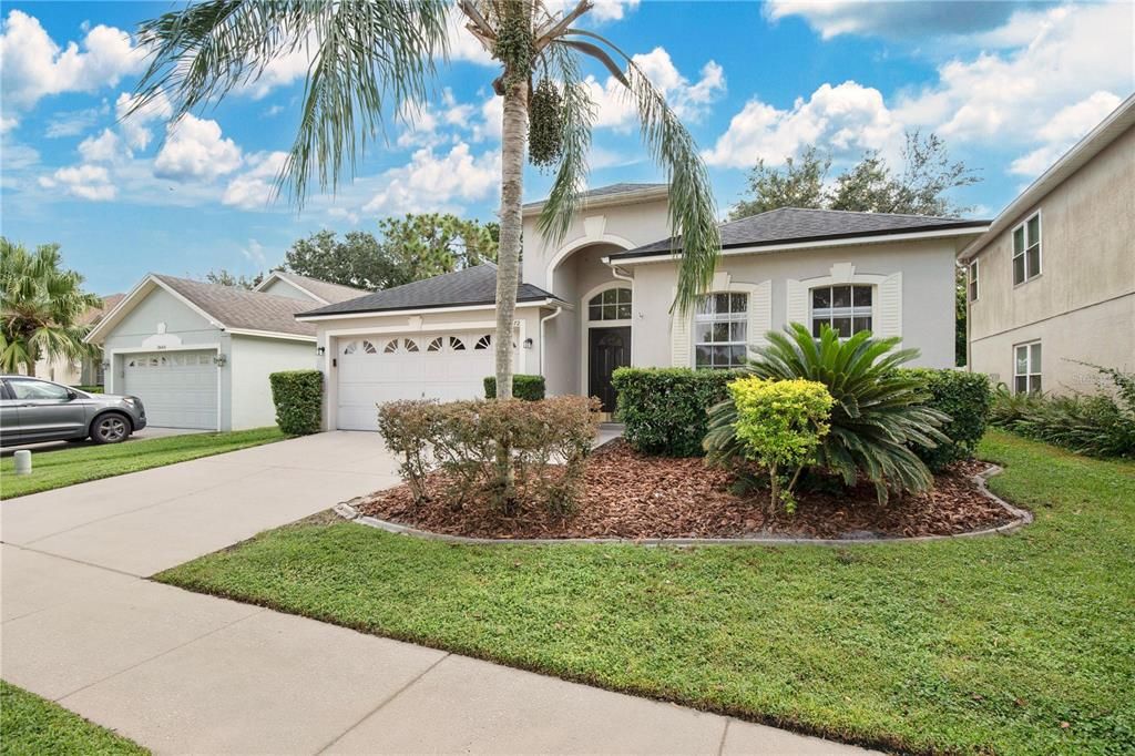 合同活跃: $465,000 (4 贝兹, 2 浴室, 1970 平方英尺)