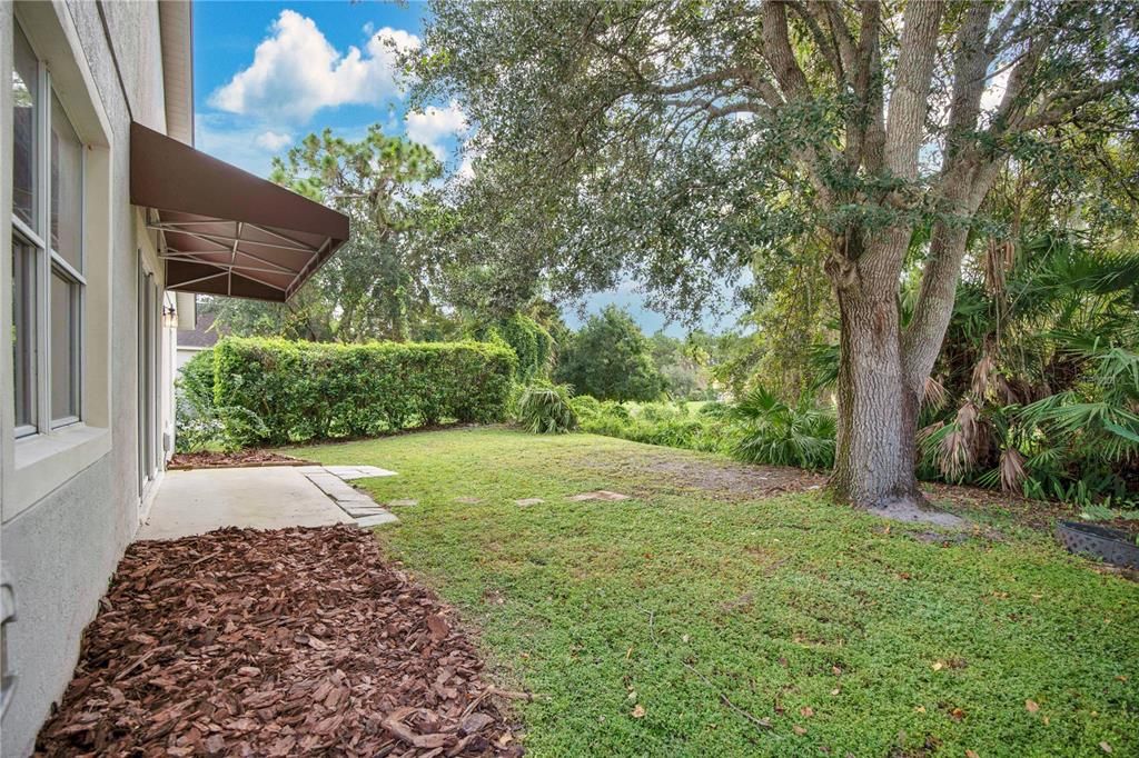 合同活跃: $465,000 (4 贝兹, 2 浴室, 1970 平方英尺)