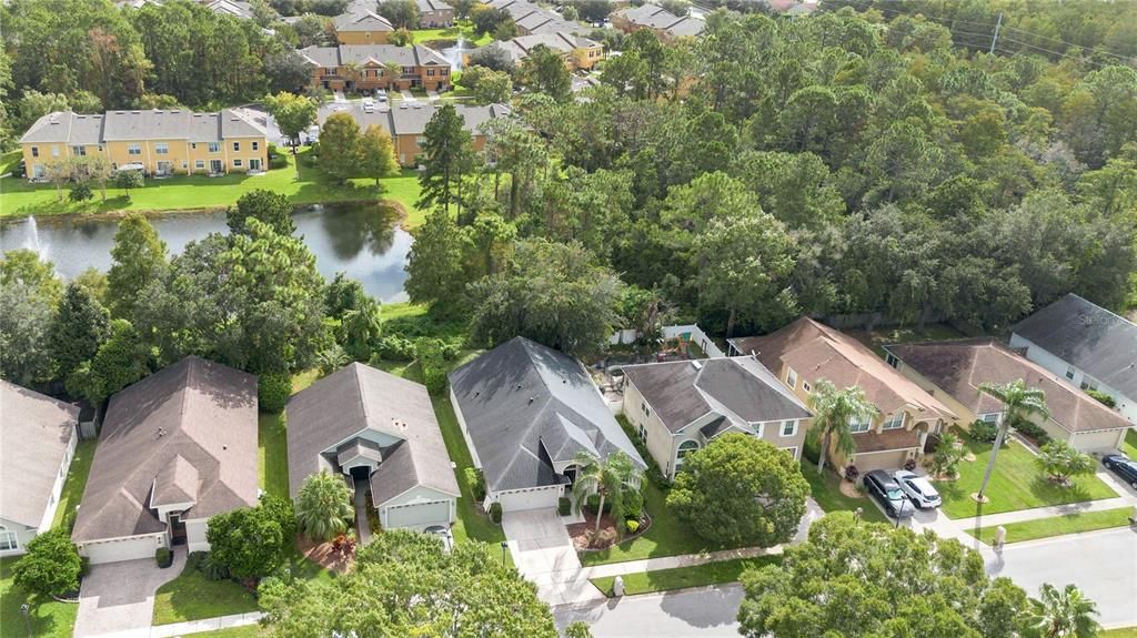 合同活跃: $465,000 (4 贝兹, 2 浴室, 1970 平方英尺)