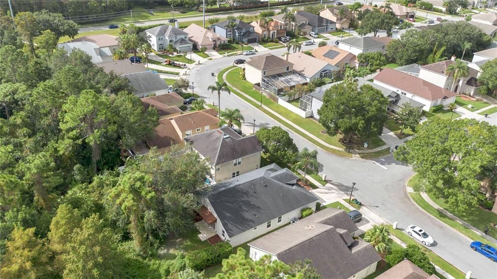 合同活跃: $465,000 (4 贝兹, 2 浴室, 1970 平方英尺)