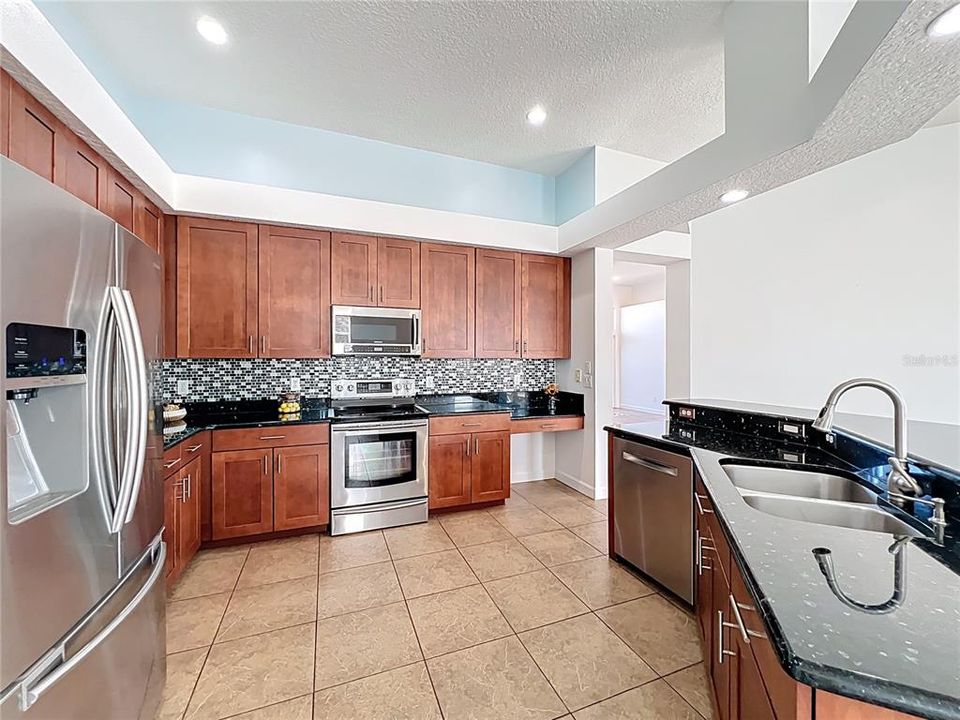 Active With Contract: $630,000 (4 beds, 3 baths, 2415 Square Feet)