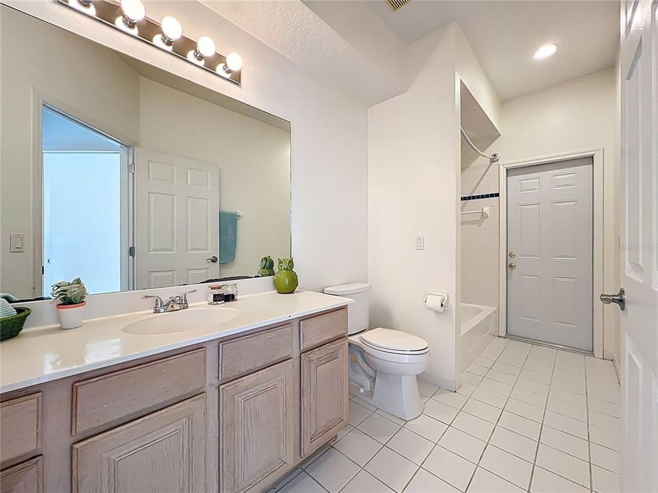 Active With Contract: $630,000 (4 beds, 3 baths, 2415 Square Feet)