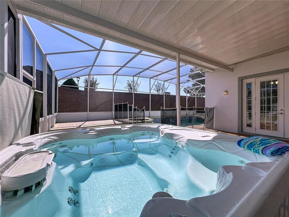 Active With Contract: $630,000 (4 beds, 3 baths, 2415 Square Feet)