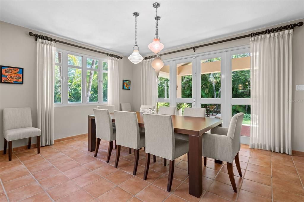 待售: $8,800,000 (4 贝兹, 4 浴室, 4223 平方英尺)