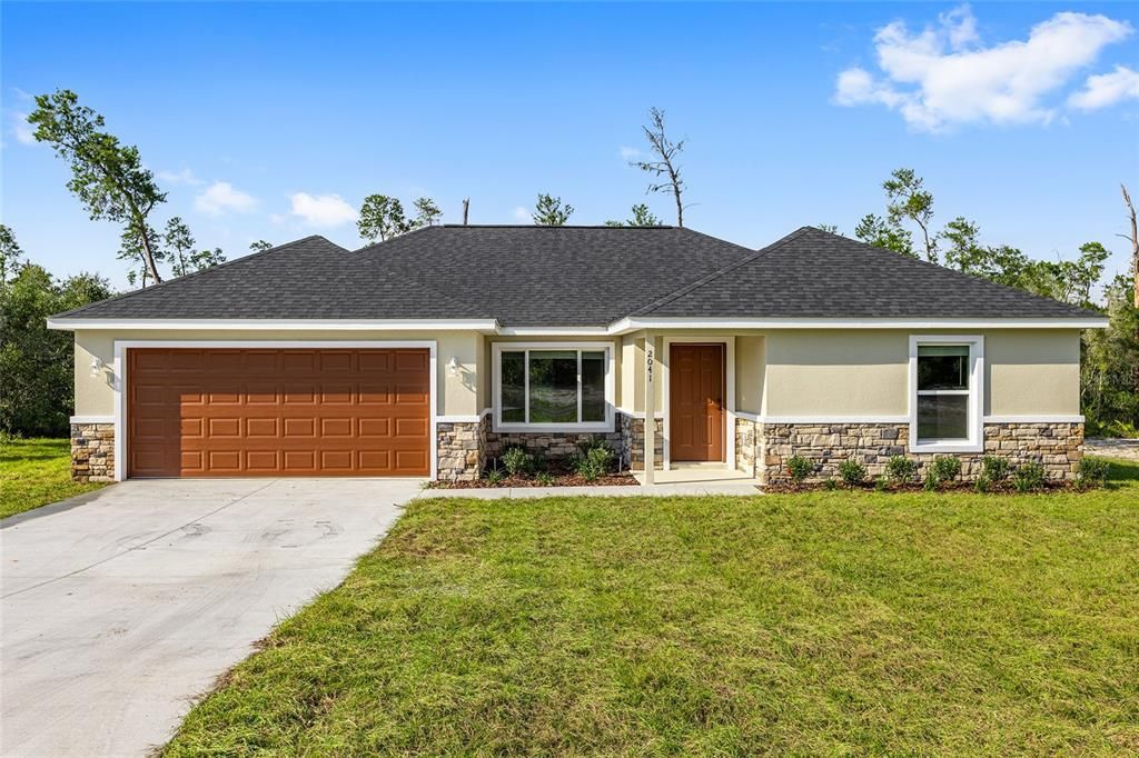 En Venta: $299,900 (4 camas, 2 baños, 1715 Pies cuadrados)