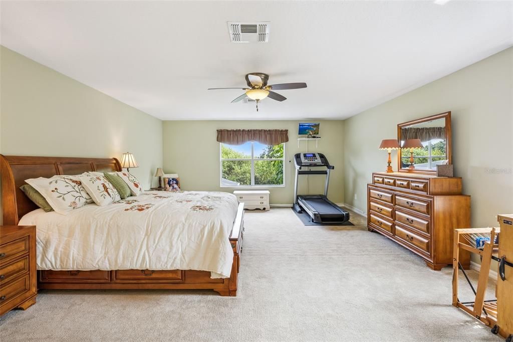 Active With Contract: $819,900 (5 beds, 3 baths, 3502 Square Feet)