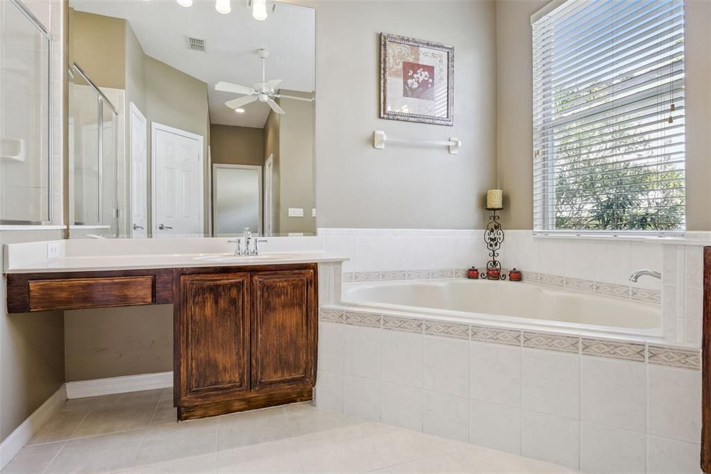 Active With Contract: $819,900 (5 beds, 3 baths, 3502 Square Feet)