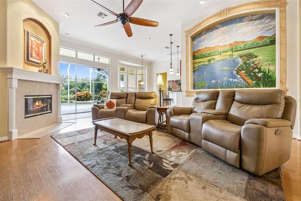 Active With Contract: $819,900 (5 beds, 3 baths, 3502 Square Feet)