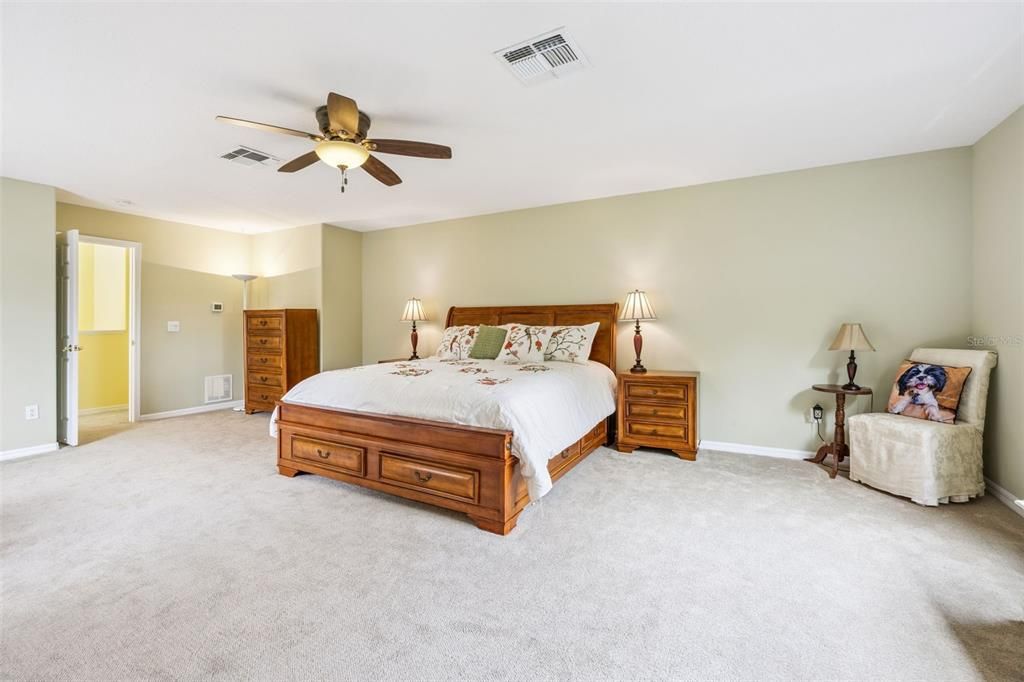 Active With Contract: $819,900 (5 beds, 3 baths, 3502 Square Feet)