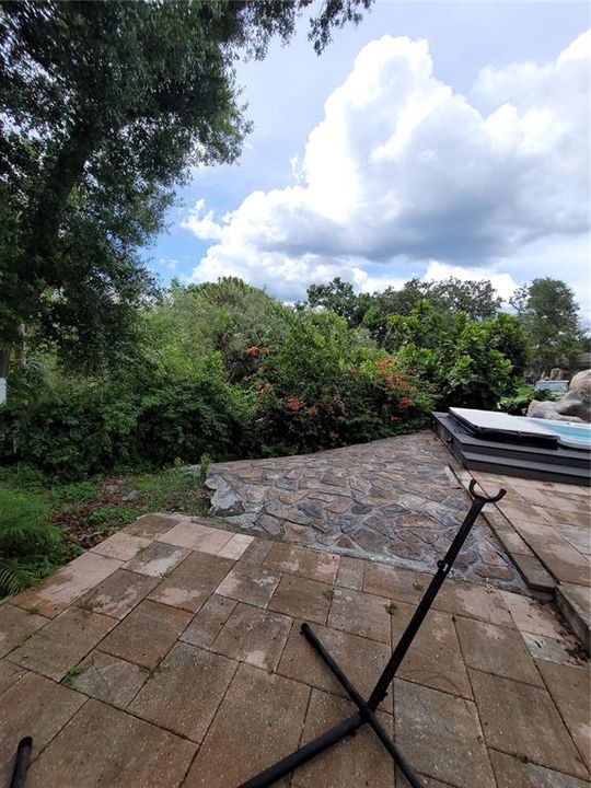 For Rent: $3,650 (3 beds, 2 baths, 1759 Square Feet)