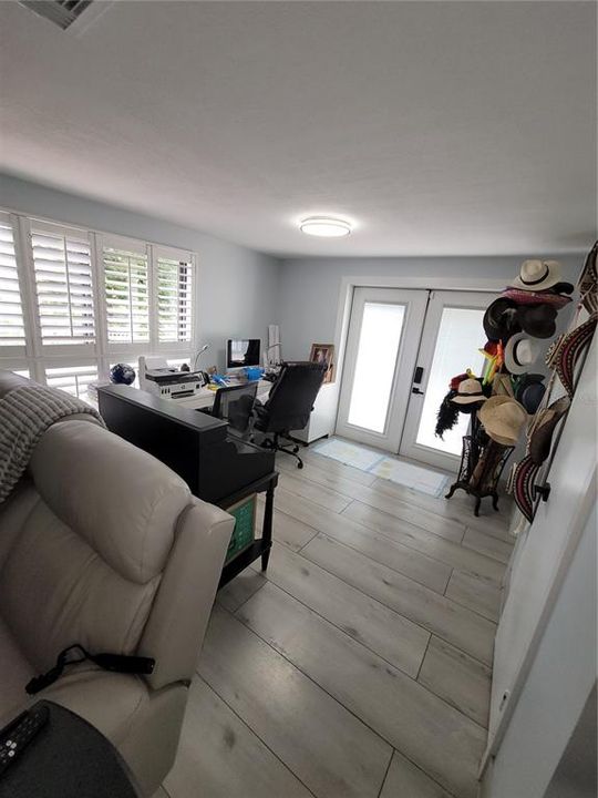 For Rent: $3,650 (3 beds, 2 baths, 1759 Square Feet)