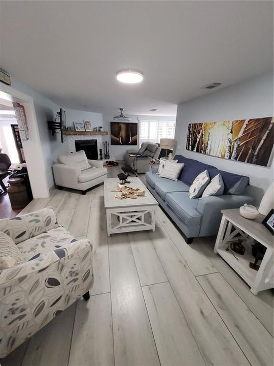 For Rent: $3,650 (3 beds, 2 baths, 1759 Square Feet)