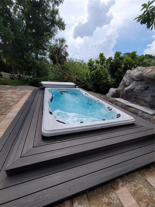 For Rent: $3,650 (3 beds, 2 baths, 1759 Square Feet)