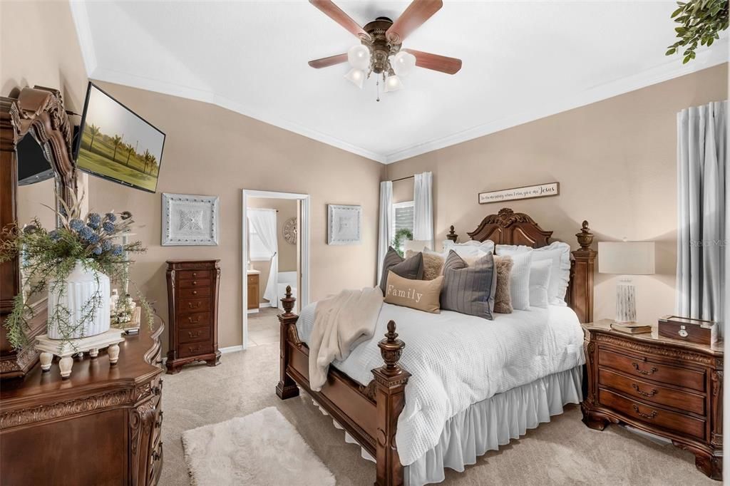 Active With Contract: $375,000 (4 beds, 2 baths, 2144 Square Feet)