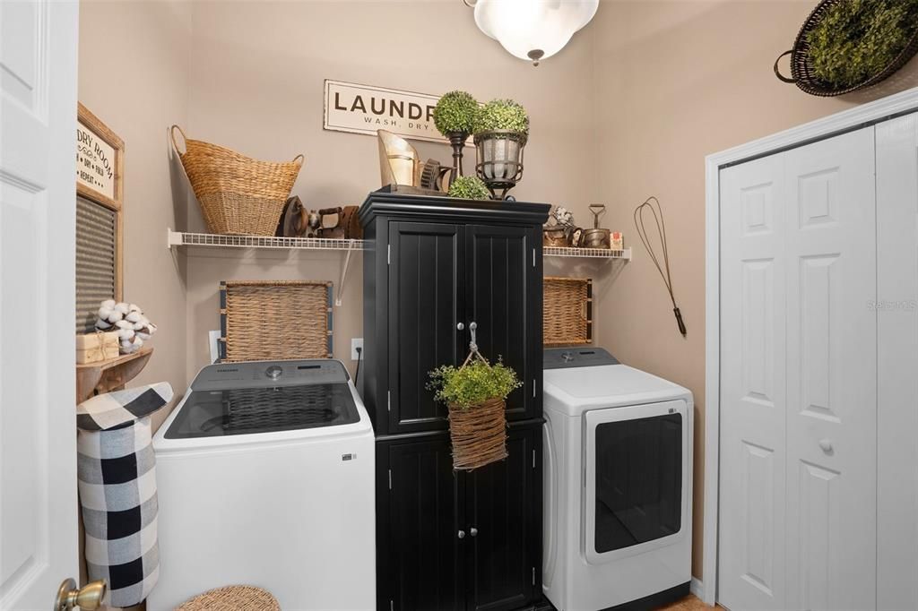 Active With Contract: $375,000 (4 beds, 2 baths, 2144 Square Feet)