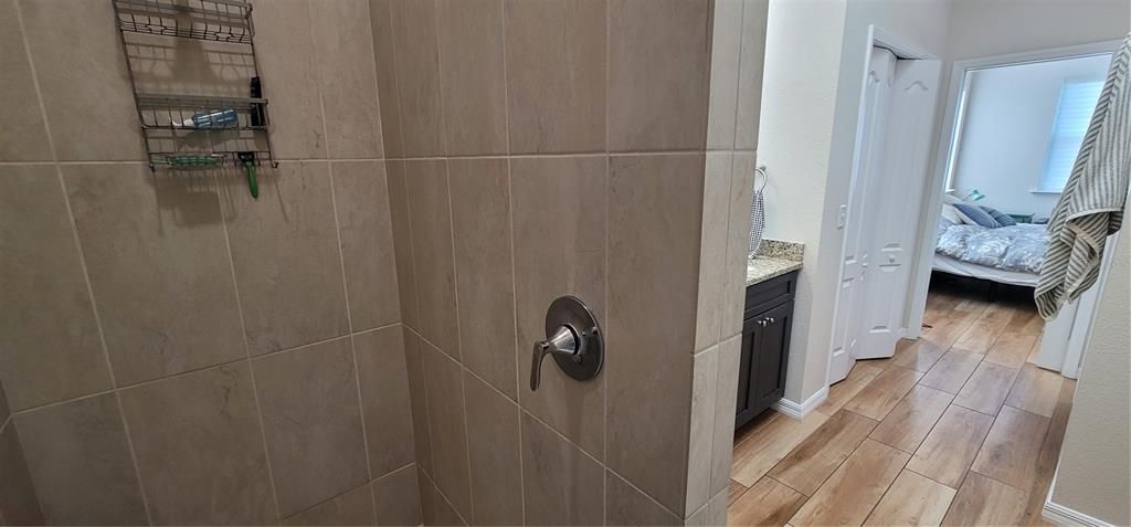 出租: $3,000 (3 贝兹, 2 浴室, 1772 平方英尺)