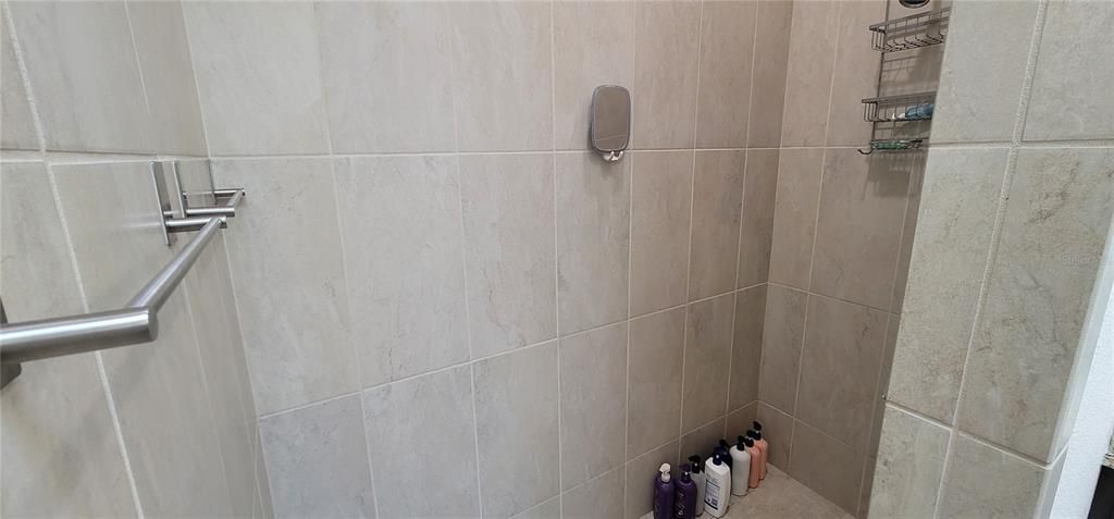 出租: $3,000 (3 贝兹, 2 浴室, 1772 平方英尺)