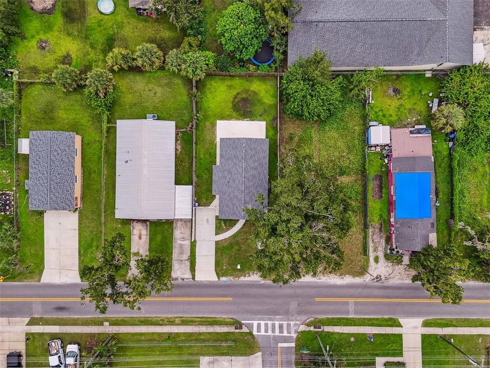 Под контрактом: $305,000 (3 спален, 2 ванн, 912 Квадратных фут)